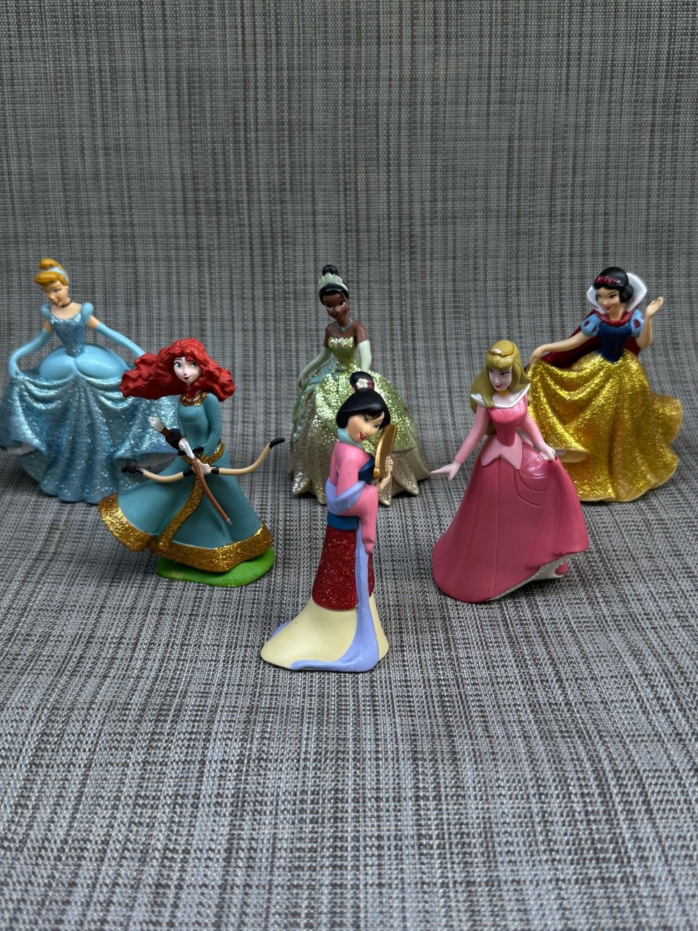 Lot of 6 Disney Princess PVC Toy Figures